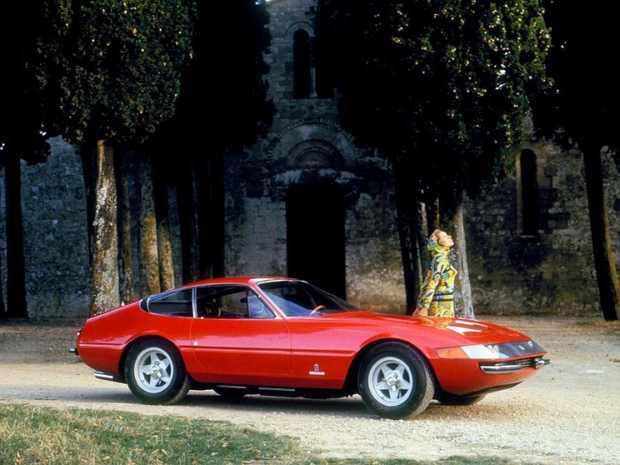  Ferrari 365 GTB/4 Daytona 1968 года  (WW) (фото 36 из 76)